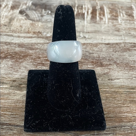 Glass Ring - Picture 1 of 5